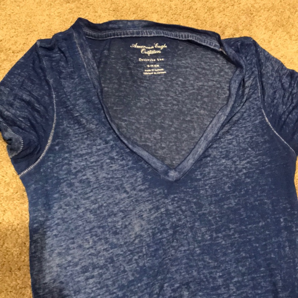 AE heather blue favorite tee